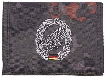 Peněženka s nášivkou FALLSCHIRMJÄGER
